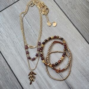 Stone necklace and bracelet set